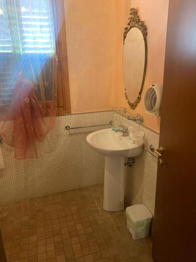 B&B Dal Fiocinino Comacchio Eksteriør bilde